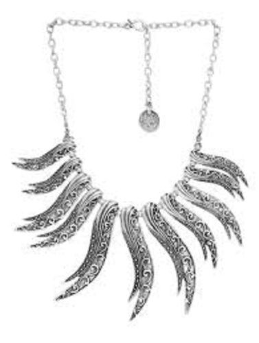 Stylish And Designer Silver Necklace For Casual Party Wear