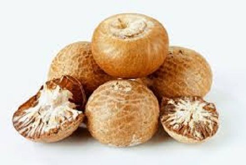 Commonly Cultivated Highly Nutritious Natural Brown Whole Betel Nuts Broken (%): 5%