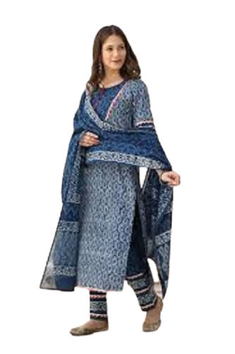 Blue Elegant Look And Full Sleeves Comfortable Printed Ladies Salwar Suit 