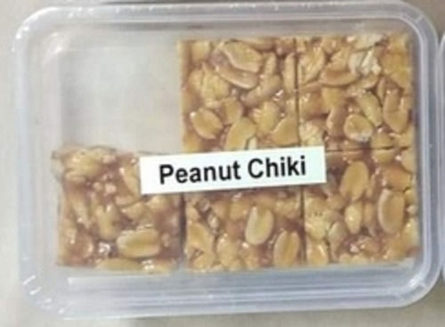 100% Vegetarian Crunchy Sweet Taste Peanut Chikki, 200G Pack For Sweets Grade: Food