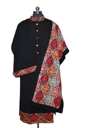 Ladies 3/4 Sleeves And Mandarin Collar Neck Woolen Kurta Set With Stole Decoration Material: Paint