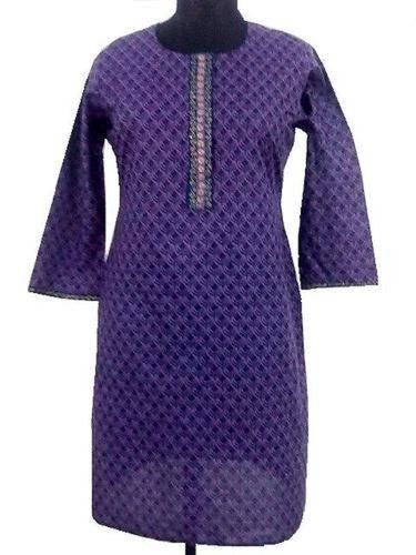 Washable Blue Straight 3-4Th Sleeve Round Neck Printed Casual Wear Cotton Kurtis For Ladies 