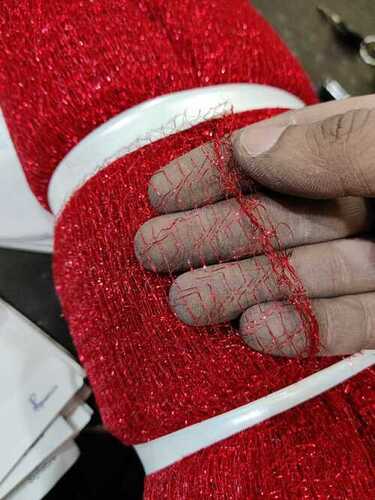 पार्टियों और इवेंट्स के लिए ग्लॉसी रेड डेकोरेशन नेट