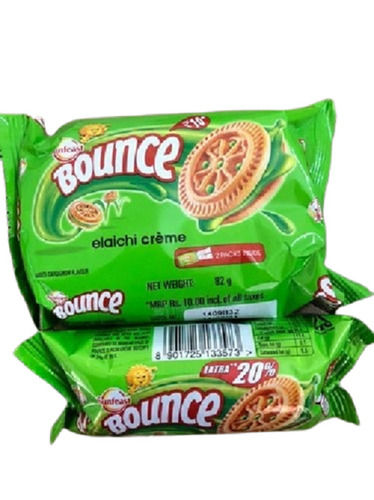 Maroon Tasty Sweet Round Crunchy And Crispy Elaichi Flavour Cream Biscuits For Snacks