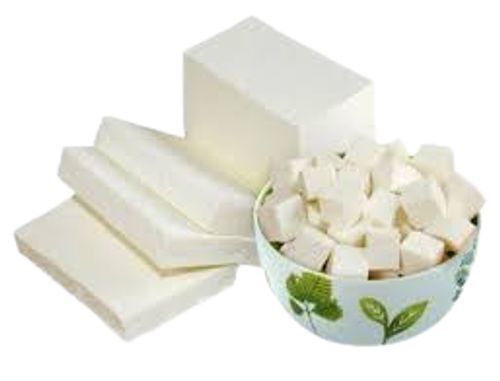 Original Flavored Soft And Spongy Textured Fresh Paneer, Pack Of 1kg