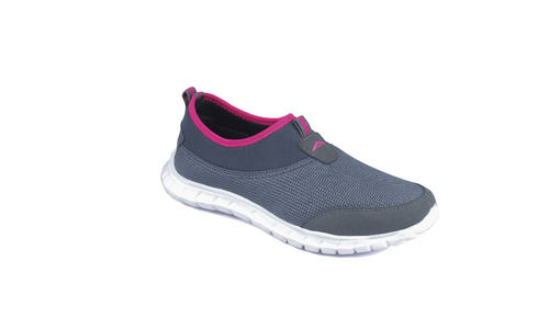 5 Inch Flat Heel Mesh Comfortable Women Sports Shoes with 370 Gram Weight