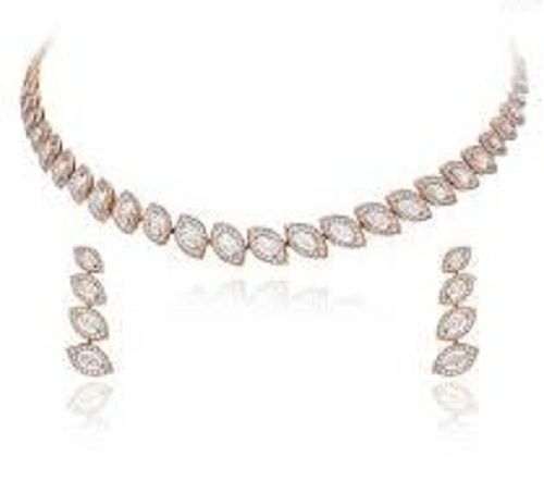 Real Diamonds Gold Diamond Jewellery Necklace Diamond Carat Weight: 1 Carat