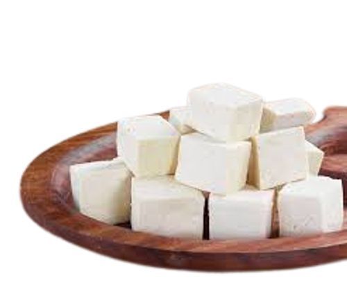 Soft And Spongy Textured Original Flavoured Fresh Paneer, Pack Of 1 Kg