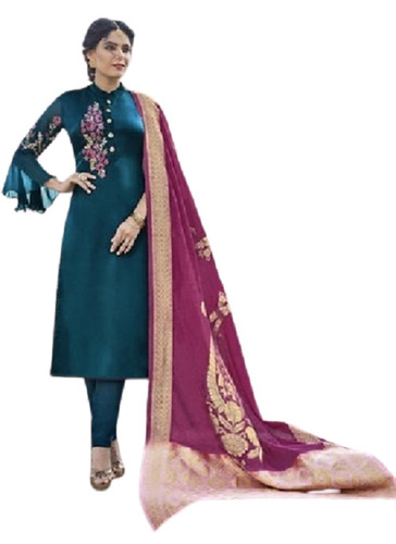 हरे रंग में सांस लेने योग्य और क्विक ड्राई फुल स्लीव महिलाओं के लिए डिज़ाइनर सलवार सूट