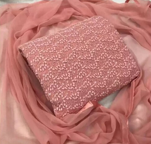 काला आरामदायक और धोने योग्य जॉर्जेट एम्ब्रॉयडरी किया हुआ अनस्टिच्ड सलवार सूट