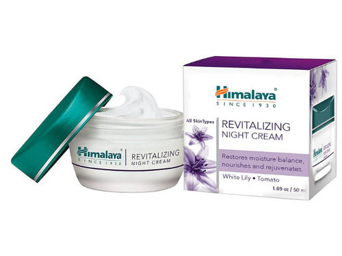 Himalaya Revitalizing Deep Moisturizing Night Body Cream, 50ml