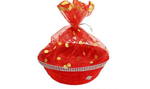 11 X 9 X 5 Inch Light Weight Round And Net Covered Gift Basket