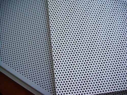 Plastic 300 Series Perforated Pre-Painted Aluminum Plate, 0.30 Mm- 1.50 Mm Thickness