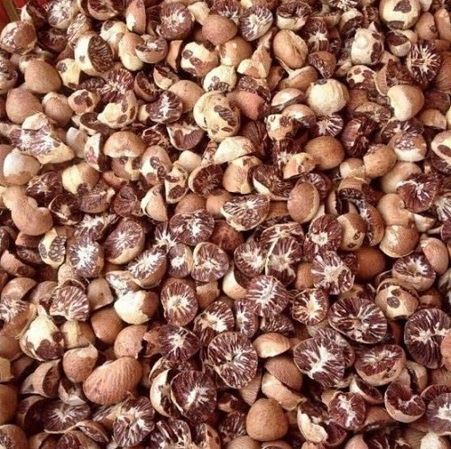 भूरा शुद्ध और प्राकृतिक कटा हुआ A ग्रेड ड्राइड रॉ सुपारी, 1 किलोग्राम का पैक