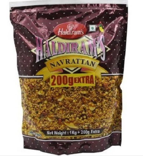 Ready To Eat Crispy And Tasty Fried Navratan Namkeen, 1 Kilogram Carbohydrate: 2.3 Percentage ( % )