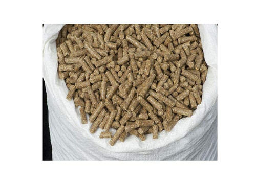 A Grade 100% Pure And Natural Nutrient Enriched Cattle Feed For Promote Health Growth