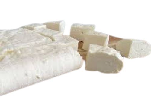 Soft And Smooth Spongy Textured Half Sterilized White Fresh Paneer, Pack Of 1 Kg