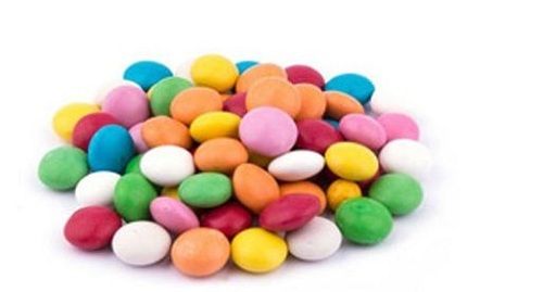 Eggless Chocolate Flavour 11% Fat Content Colorful Tasty Chocolate Ball Candy