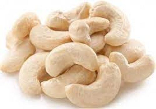 Commonly Cultivated Dried Raw Cashew Nut 1 Kilogram Of Weight Broken (%): 1%