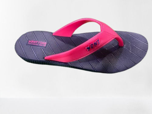 Women Light Weight Comfortable Plain Slipper