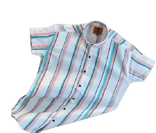 वॉशेबल और फैशनेबल रेगुलर फिट शॉर्ट स्लीव कैज़ुअल पुरुषों के लिए शर्ट