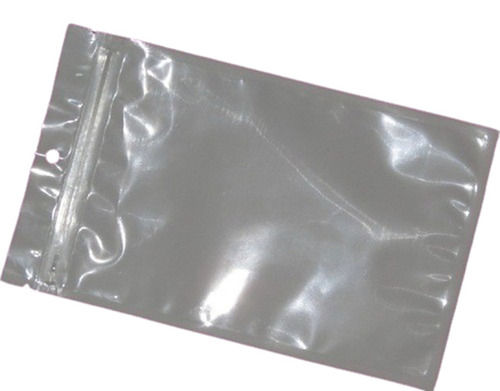 Easy to Carry Single Compartment Plain Plastic Zip Lock Pouches for Packaging