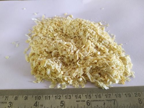 A Grade White Dehydrated Chopped Garlic, No Artificial Flavour