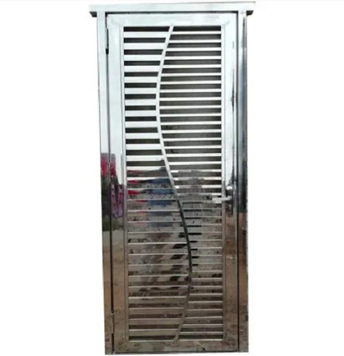 55 किलोग्राम वजन और आयताकार आकार का हिंगेड स्टेनलेस स्टील मेन गेट