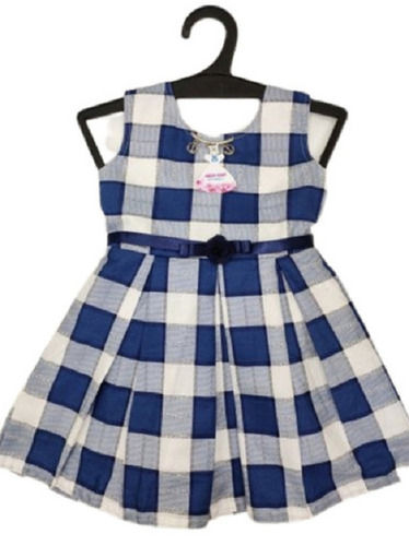 Regular Fit and Round Neck Sleeveless Check Print Cotton Frock