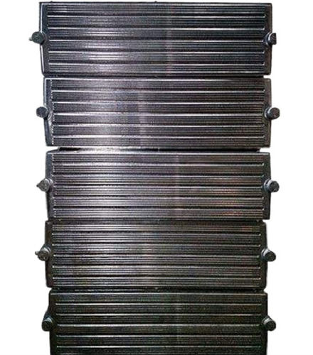 Black Mild Steel Paint Coated And Rust Proof Hot Dip Galvanized Pressed Radiator