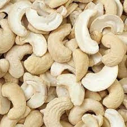 Dried Half Moon Shape A Grade Medium Size Raw Cashew Nuts