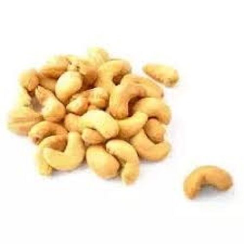 A Grade Half Moon Shape Light Brown Roasted Flavor Cashew Nuts