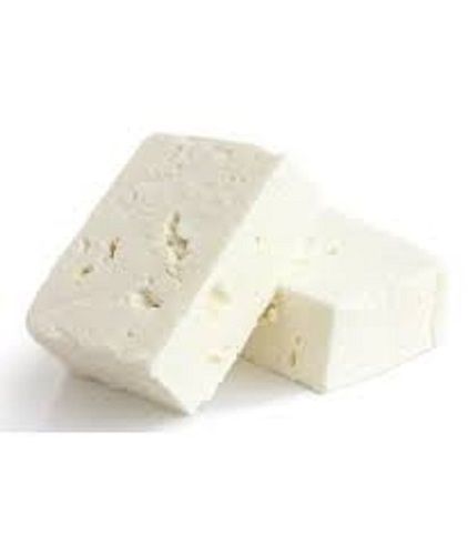 Impurity Free Hygienically Packed Raw White Natural Cheese