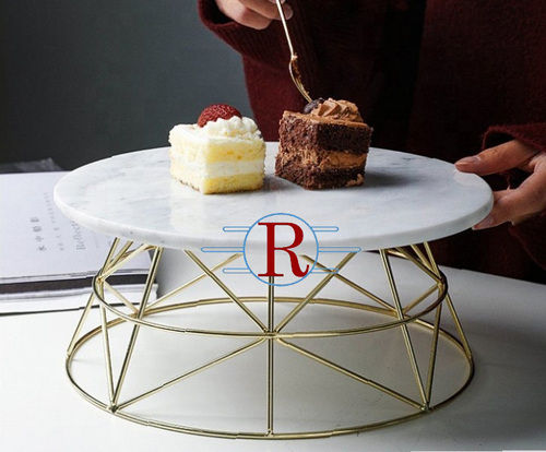 wedding cake stand