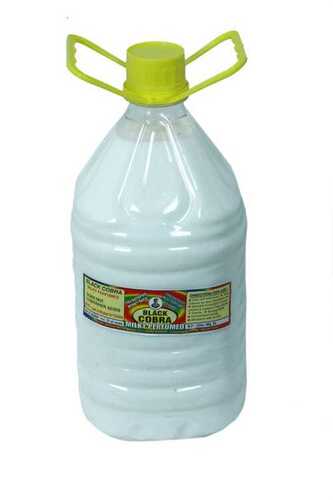 Fresh Fragrant White Liquid Phenyl Chemical Floor Cleaner For Kills 99.9% Of Germs