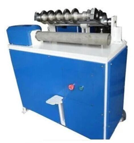 440 Voltage 150 Rpm 5Hp Metal Body Fully Automatic Paper Core Cutting Machine  BladeÂ Size: 3 Inches