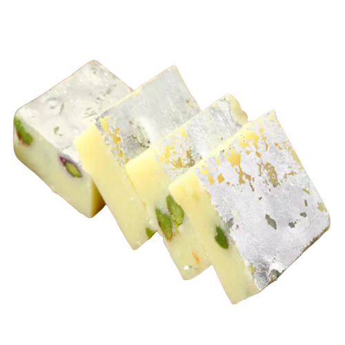 स्वादिष्ट और मीठा स्क्वायर रेगुलर सॉफ्ट मिल्क बर्फी कार्बोहाइड्रेट: 17 ग्राम (G)