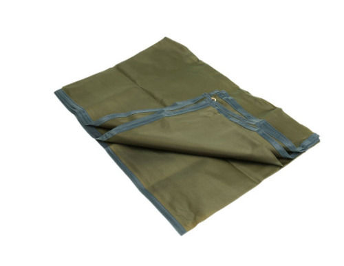 Single Layer Canvas Plastic Ground Sheet For Camping  Area Required: 20 Square Meter (M2)