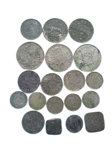 Round Shape Polished Finish Lightweight Corrosion Resistant Antique Coins