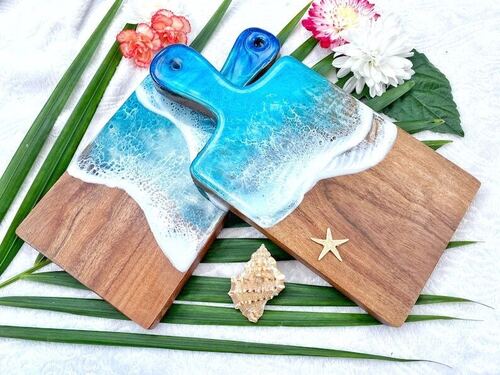 White Ocean Design Epoxy Resin Chopping Board