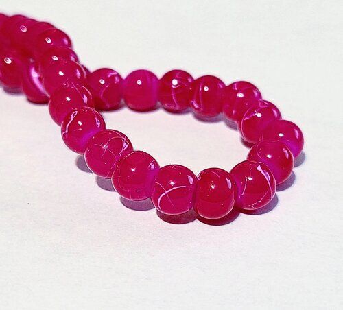 Red Breakage Resistant Round Smooth Lustrous Polished Glass Beads For Jewelry