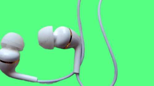 White Color Plastic Mobile Earphone, Compatible With All Mobile Phones