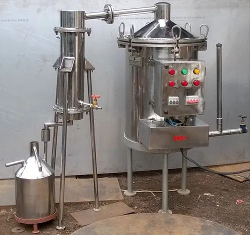 Herbal Essential Oil Distillation Unit