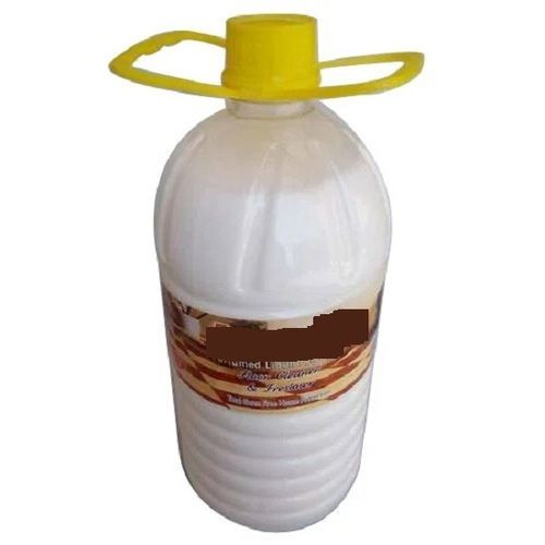 White Liquid Aromatic Fragrance Liquid Disinfectant Floor Cleaner For Homes 