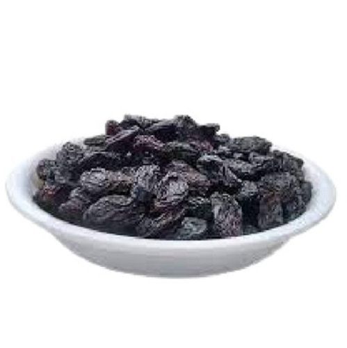 Common A Grade Oval Shape Dried Black Grapes