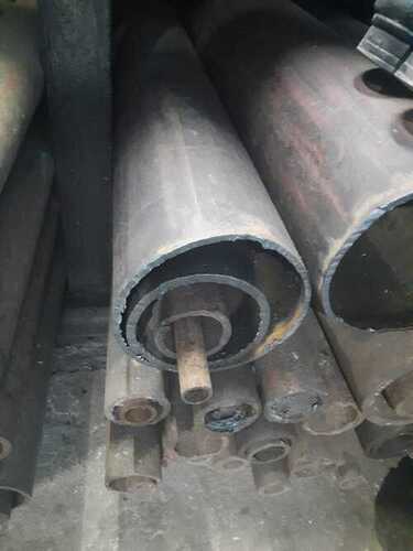 9 Meter Galvanized Round Mild Steel Pipes