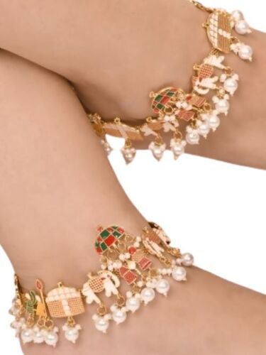 High Designer Glossy Finish Gold Anklets