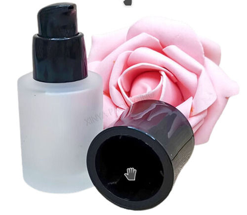 Round 30Ml Frosted Glass Foundation Pump Bottle For Cosmetic Use