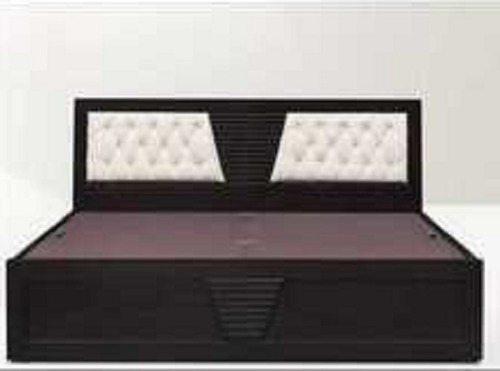 Rectangular Shape Double Bed For Home And Hotel Use