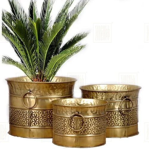 मजबूत और टिकाऊ आयरन फ्लोर प्लांटर पॉट